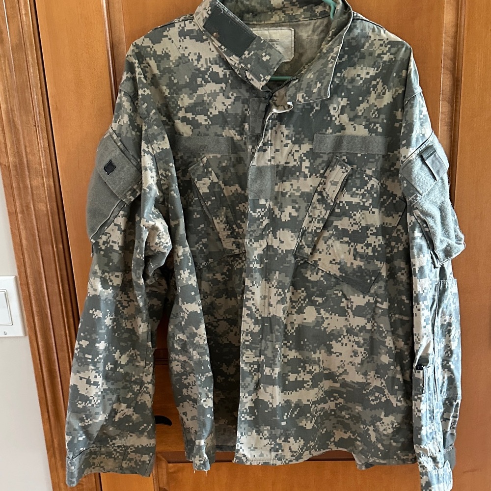 Men's Army Camouflage Military Combat Uniform Jacket Coat XL-Regular